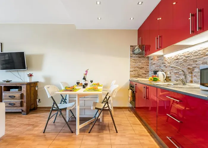 דירה C103 Big Terrace, Pool!