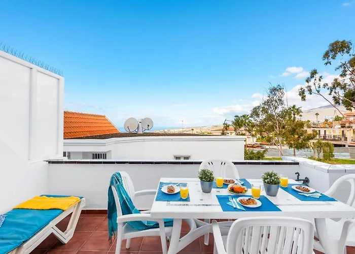 Apartment C103 Big Terrace, Pool! Costa Adeje (Tenerife)