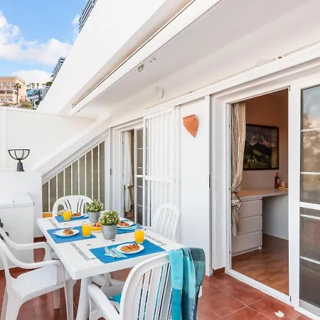 C103 Big Terrace, Pool! דירה אדחה