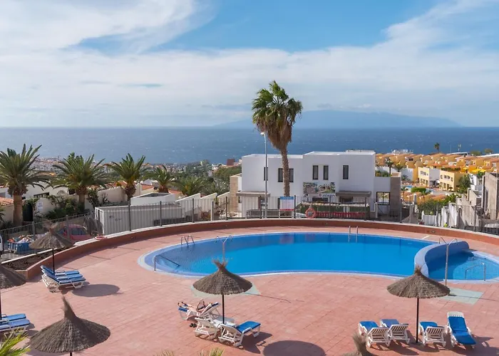 C103 Big Terrace, Pool! Apartamento