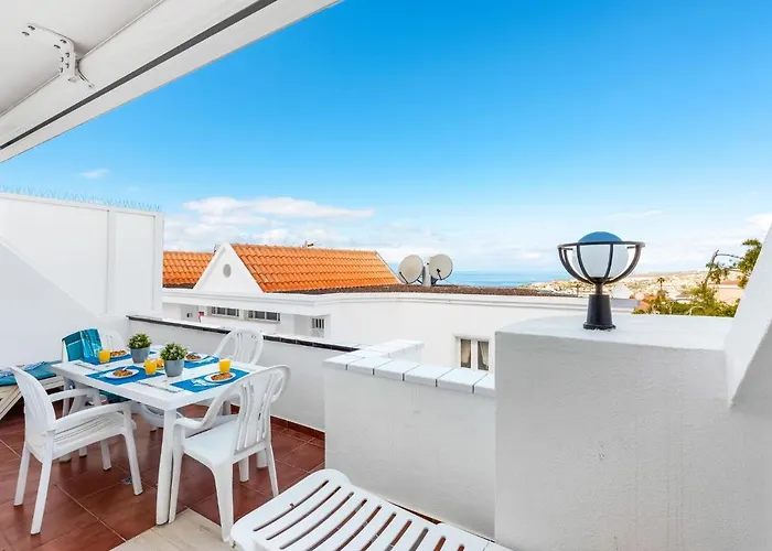 C103 Big Terrace, Pool! *