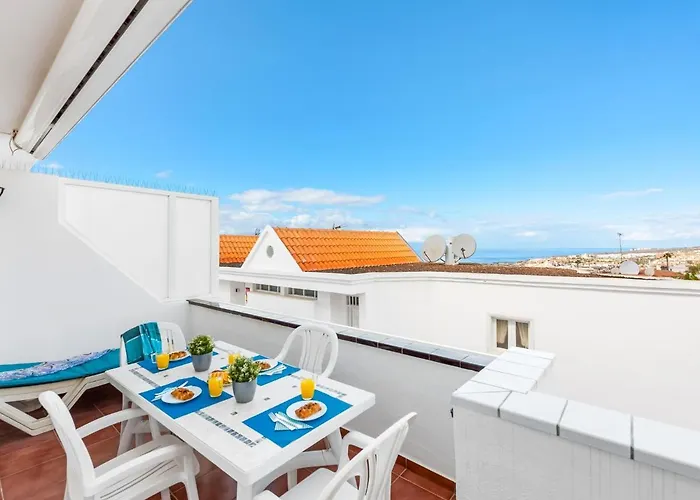 C103 Big Terrace, Pool! Apartman