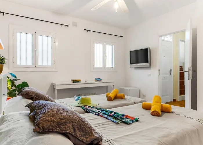 C103 Big Terrace, Pool!